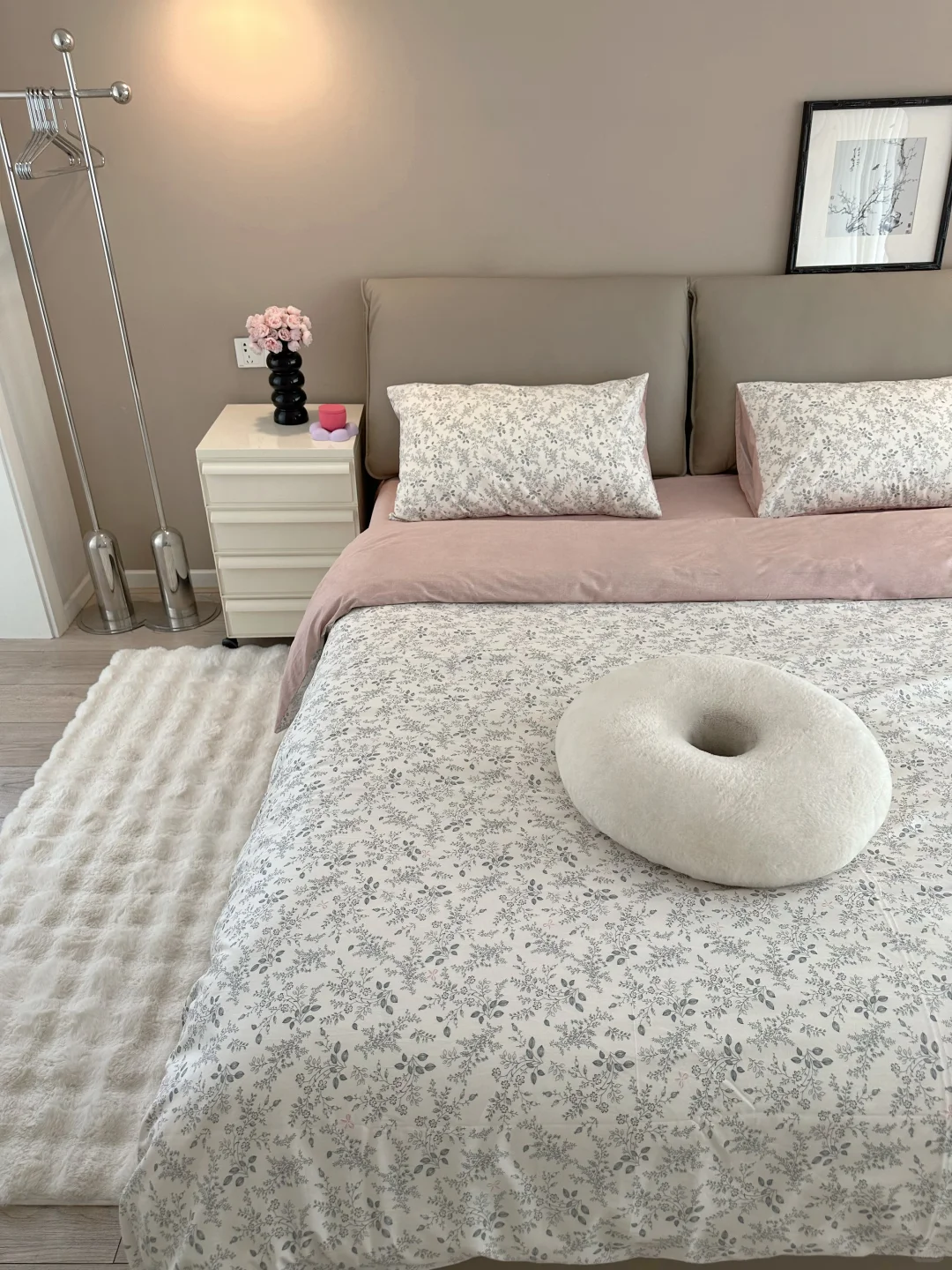 一个干净的卧室真的太治愈了~