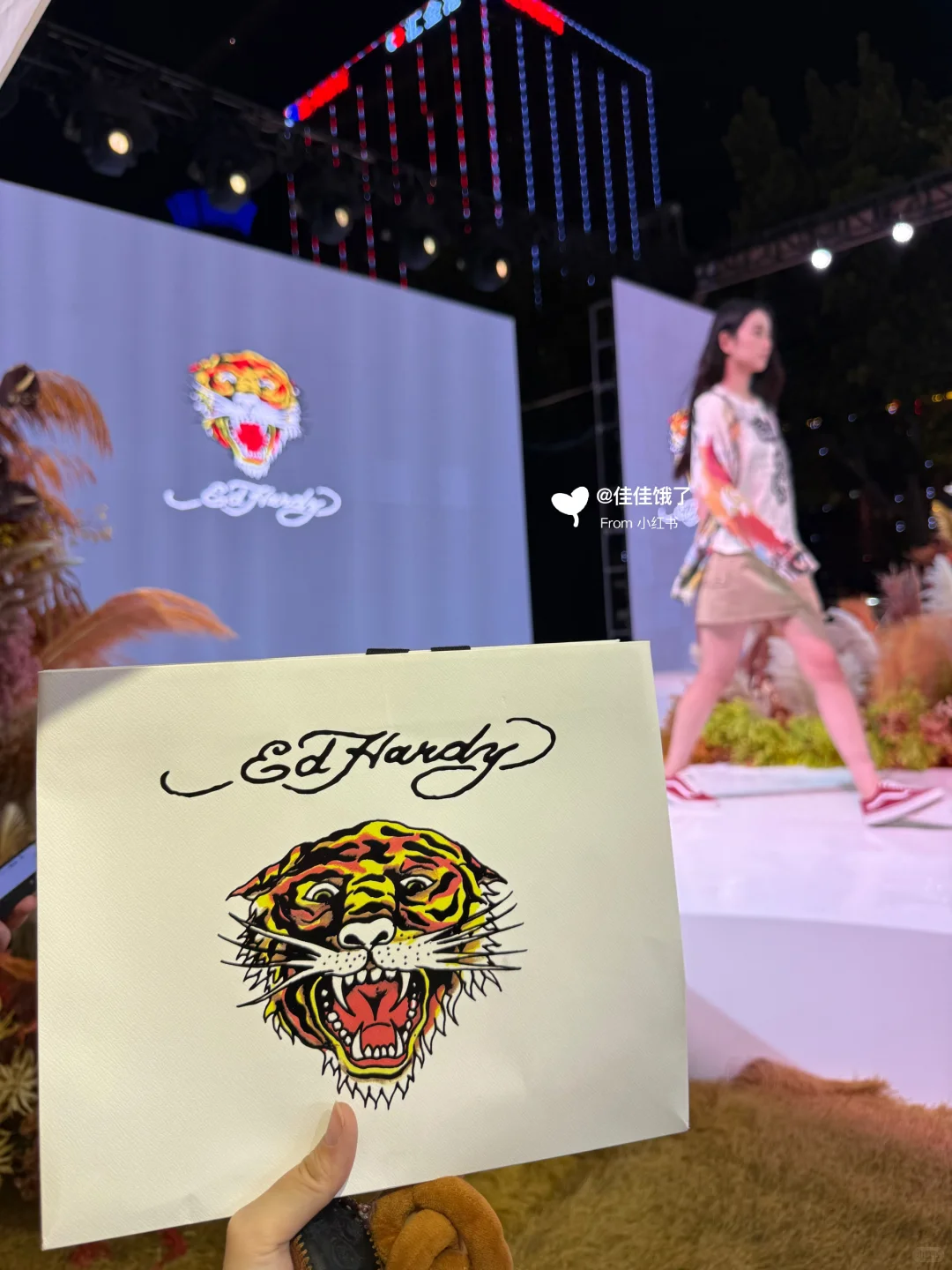 这个国庆节在邯郸！也是看上秀了！！?