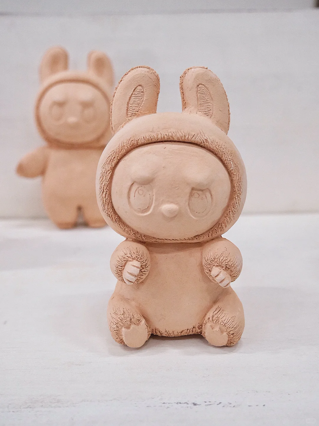 宝子的陶瓷拉布布烧出来了?