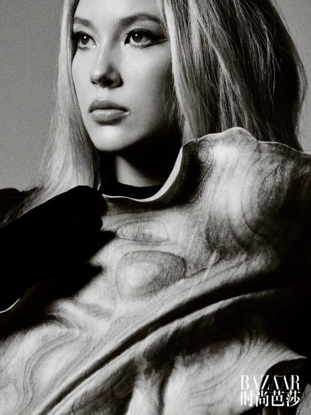 有料|谷爱凌?Faye Fang 木雕工艺刚柔并济