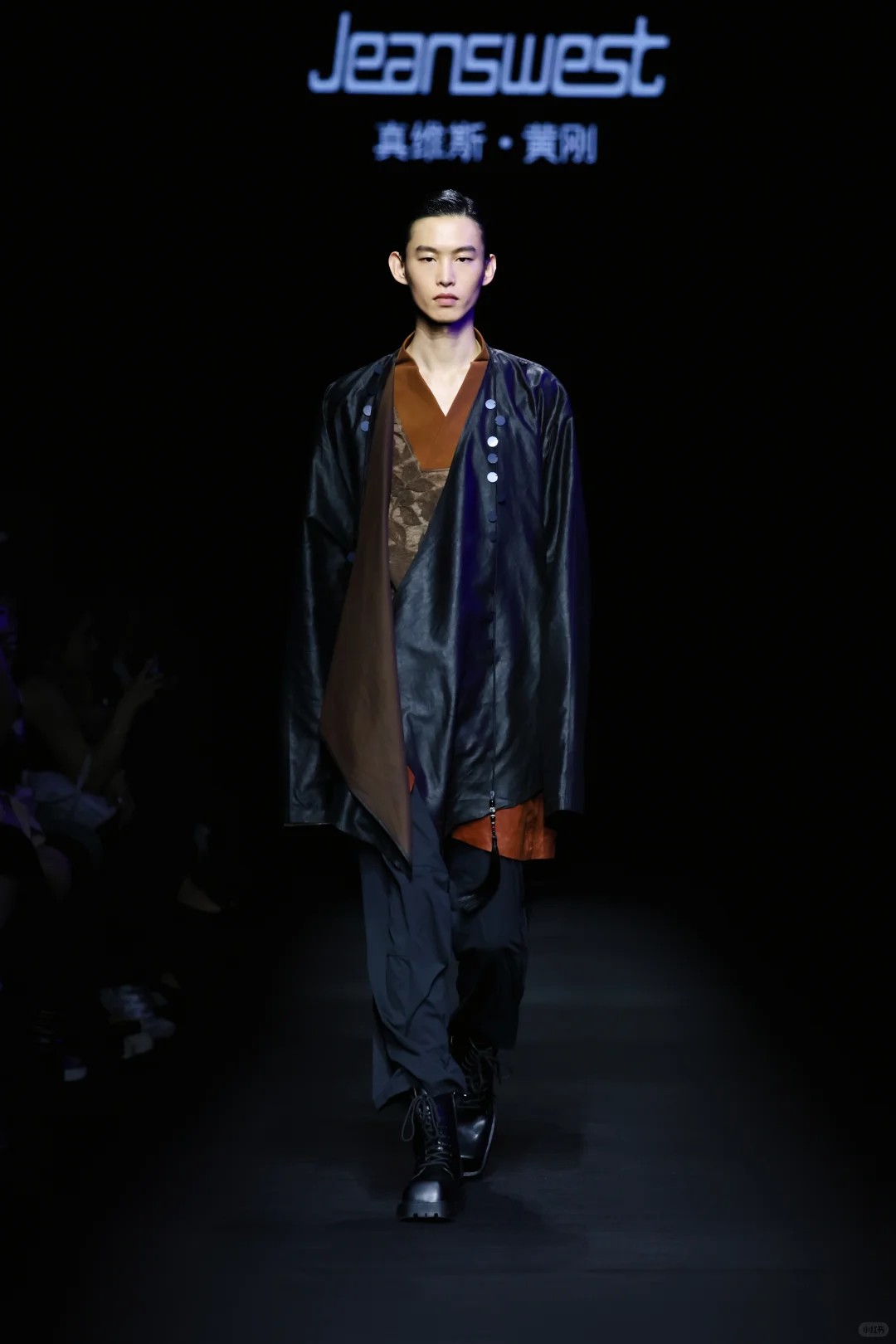 真维斯·黄刚| 中国国际时装周秀场