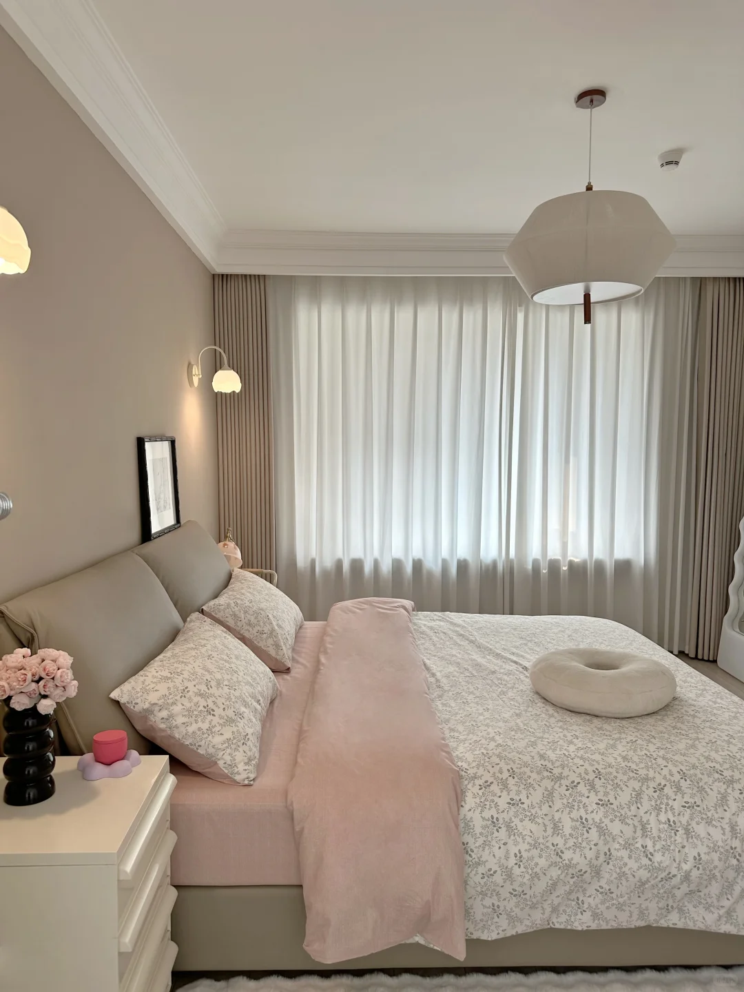 一个干净的卧室真的太治愈了~