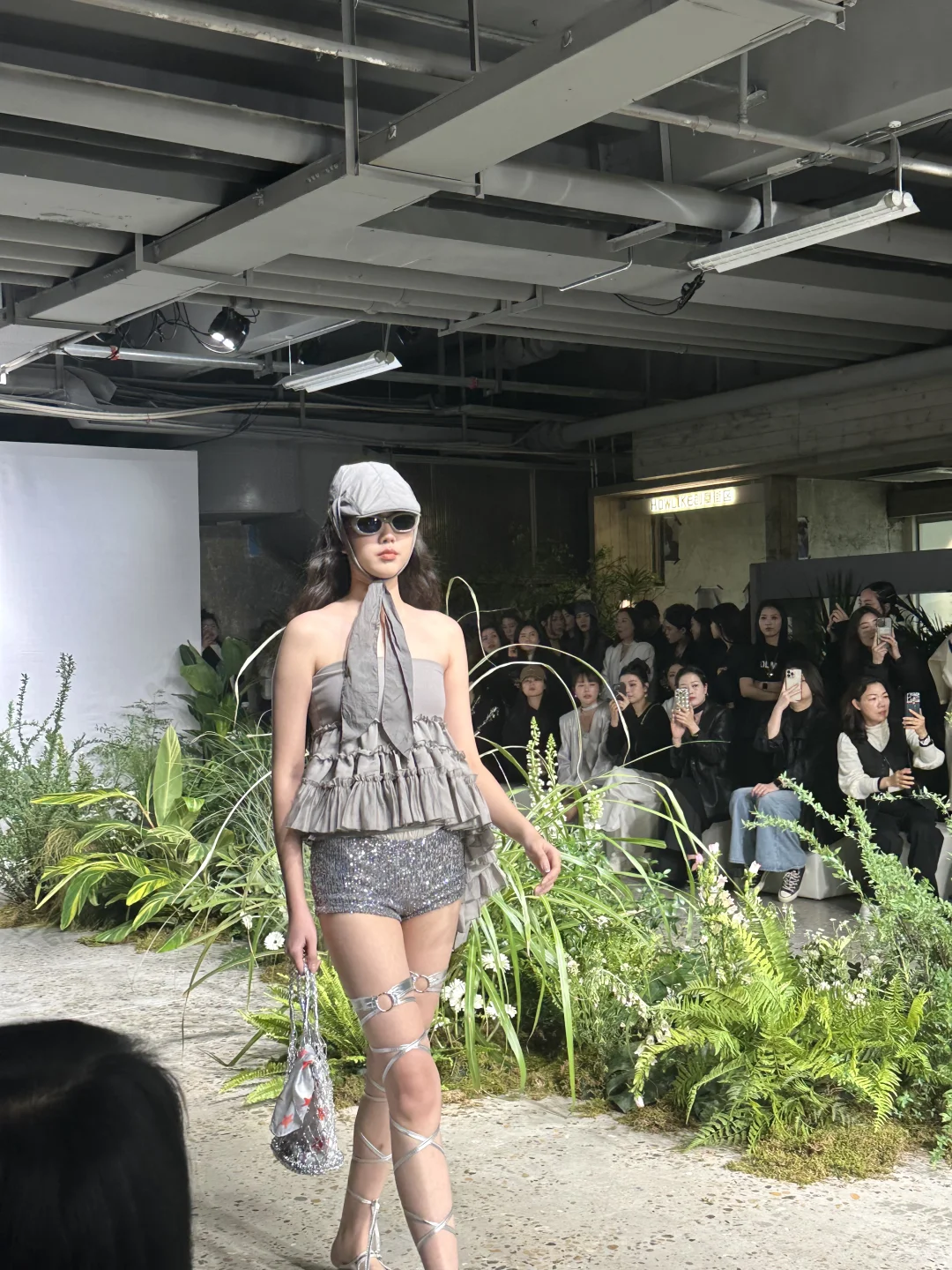 2025HOWLIKE 春夏时装采批节走秀靓爆啦??