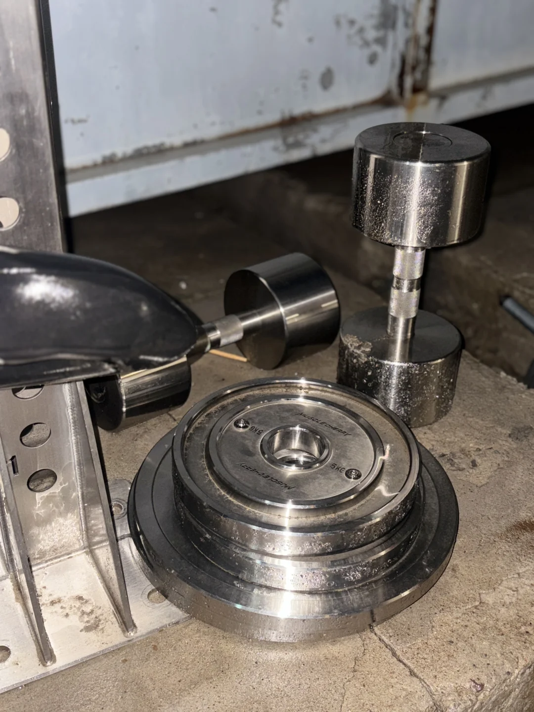 不锈钢的权威！右划看淋了N次还能转的哑铃