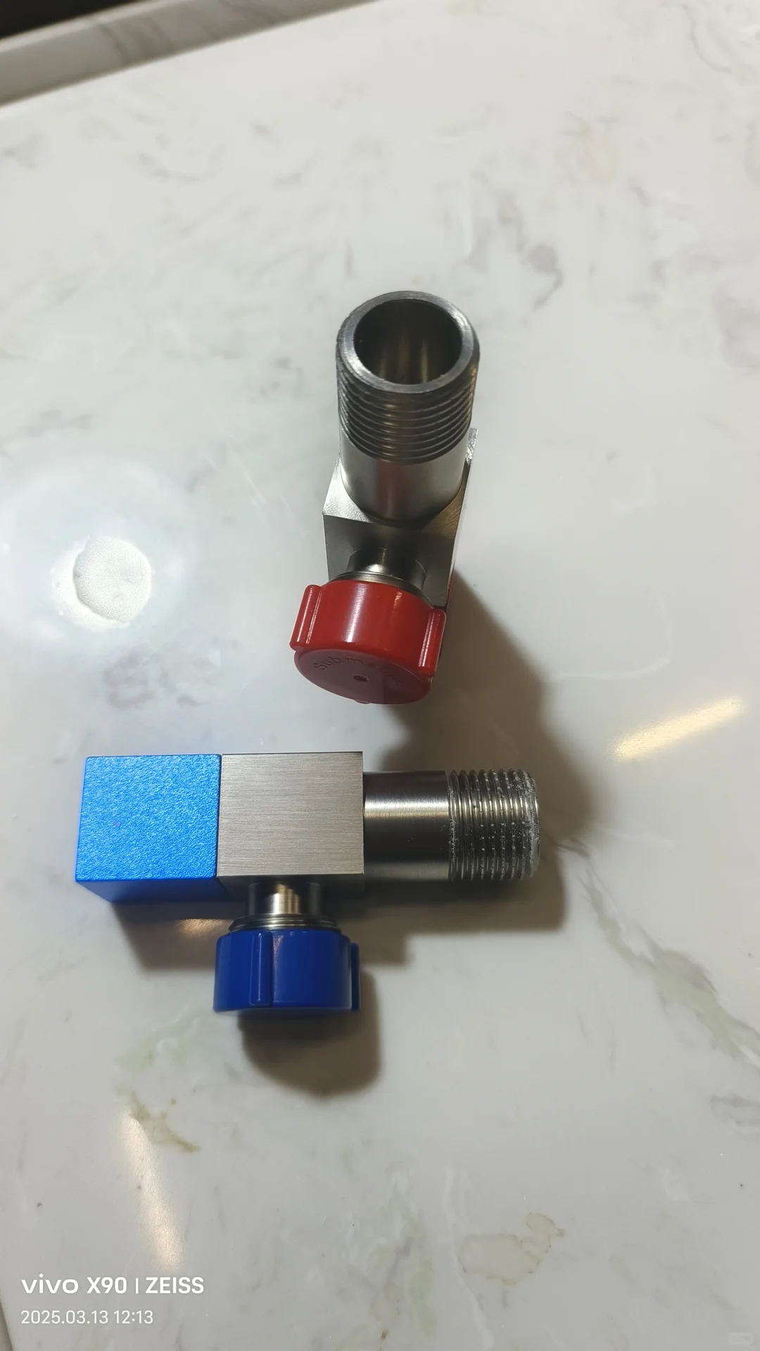 潜水艇带止回阀的三角阀