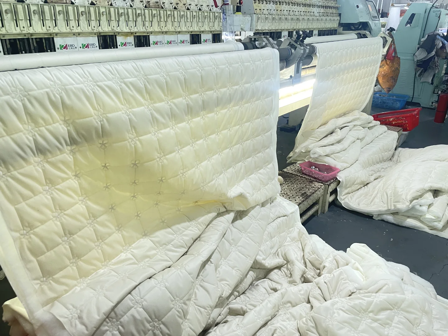 工厂生产车间拍摄?