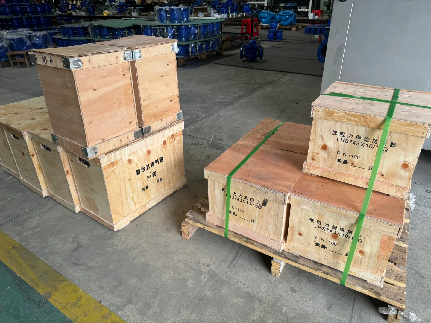 继承家业00后卖阀门