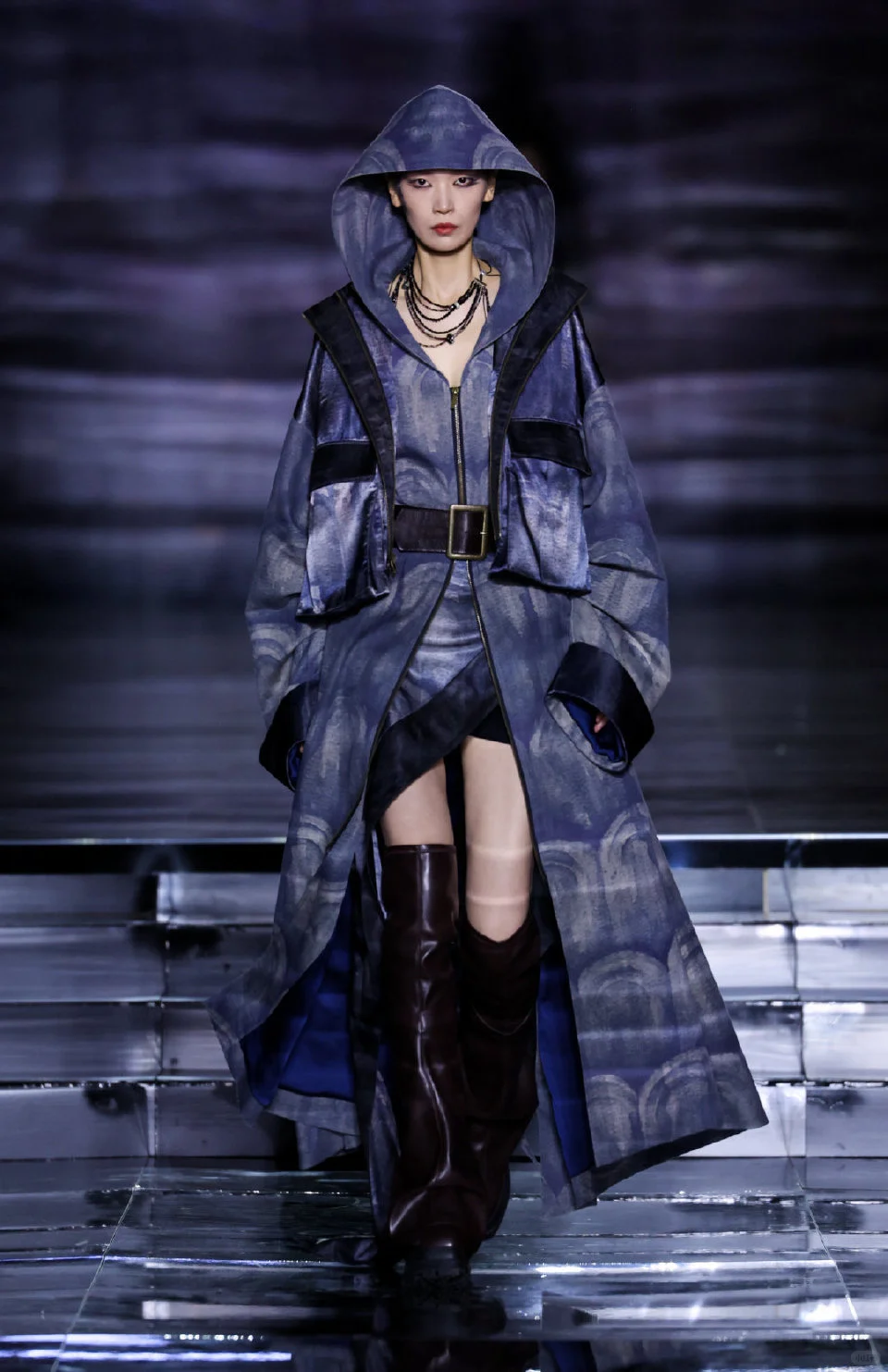 ZIFEI WANG《游牧启示录》云冈时装节精彩上演