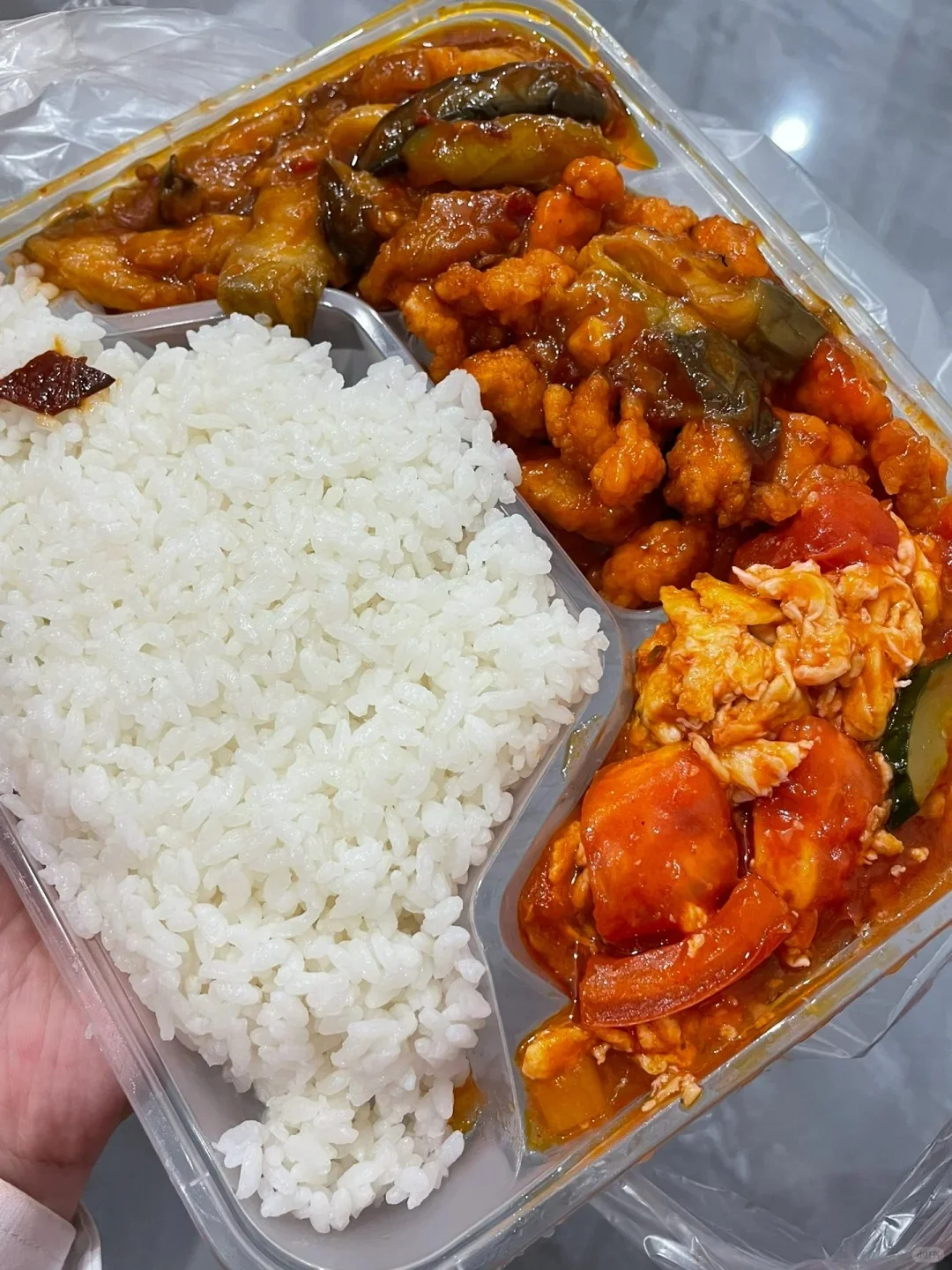 打工人的快速美食：预制菜的便捷与营养揭秘