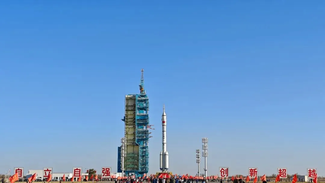 神舟十九号发射成功！