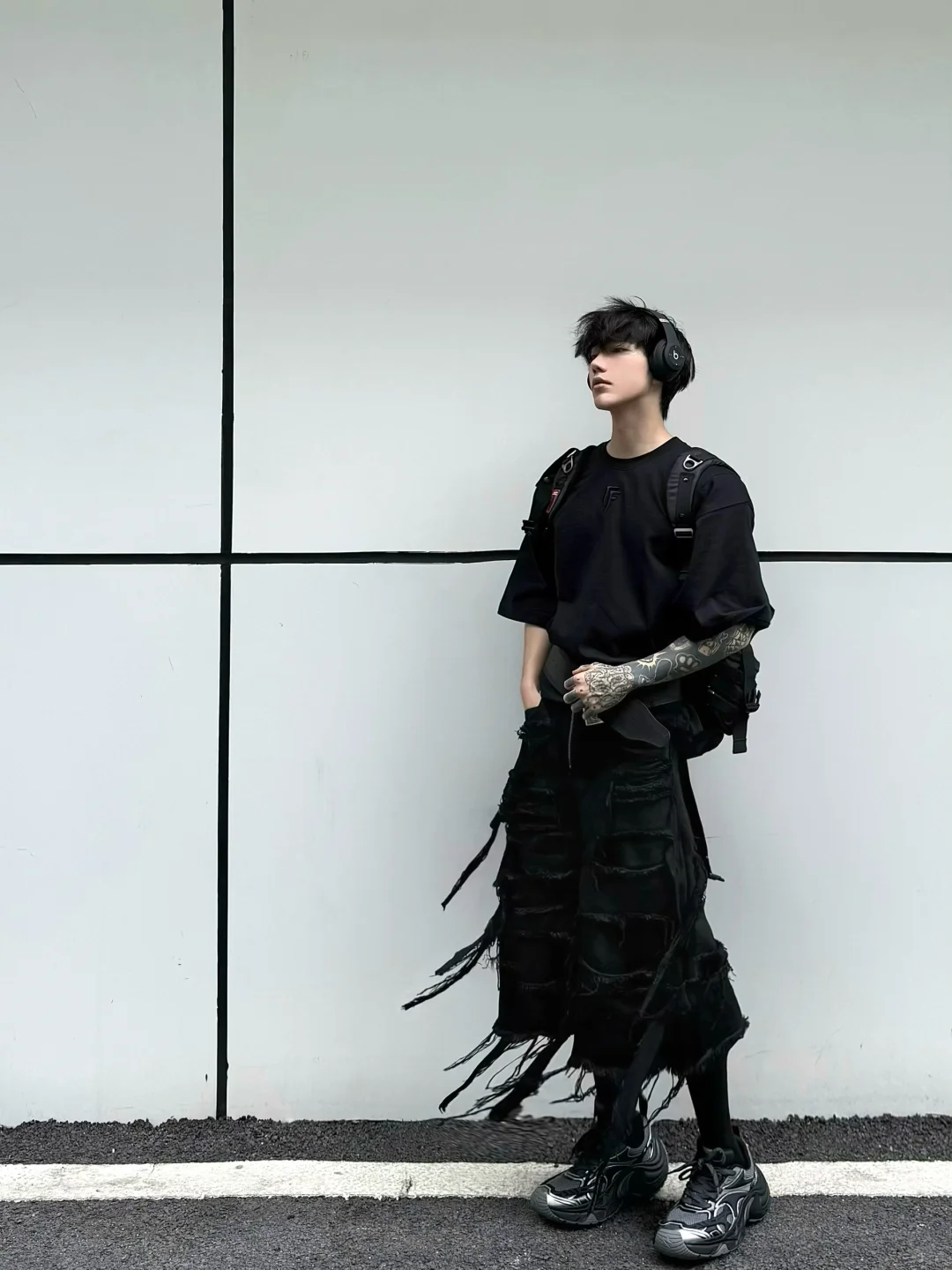 长得不帅?但穿得还行