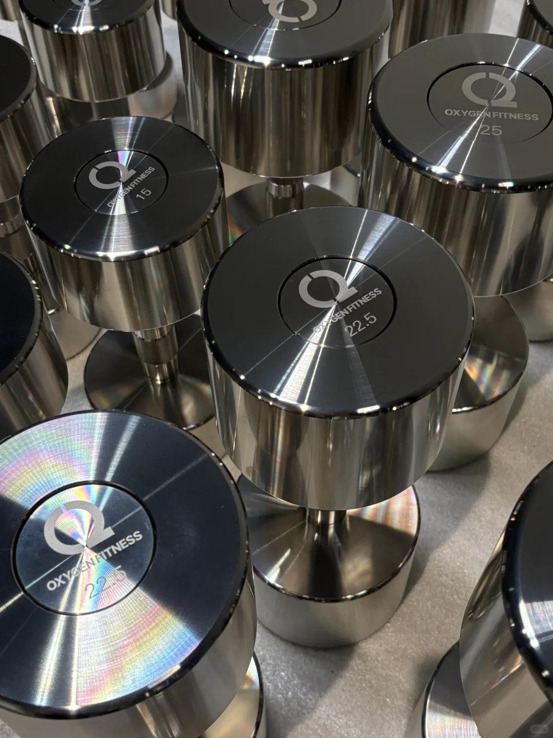 304不不锈钢哑铃的光泽感