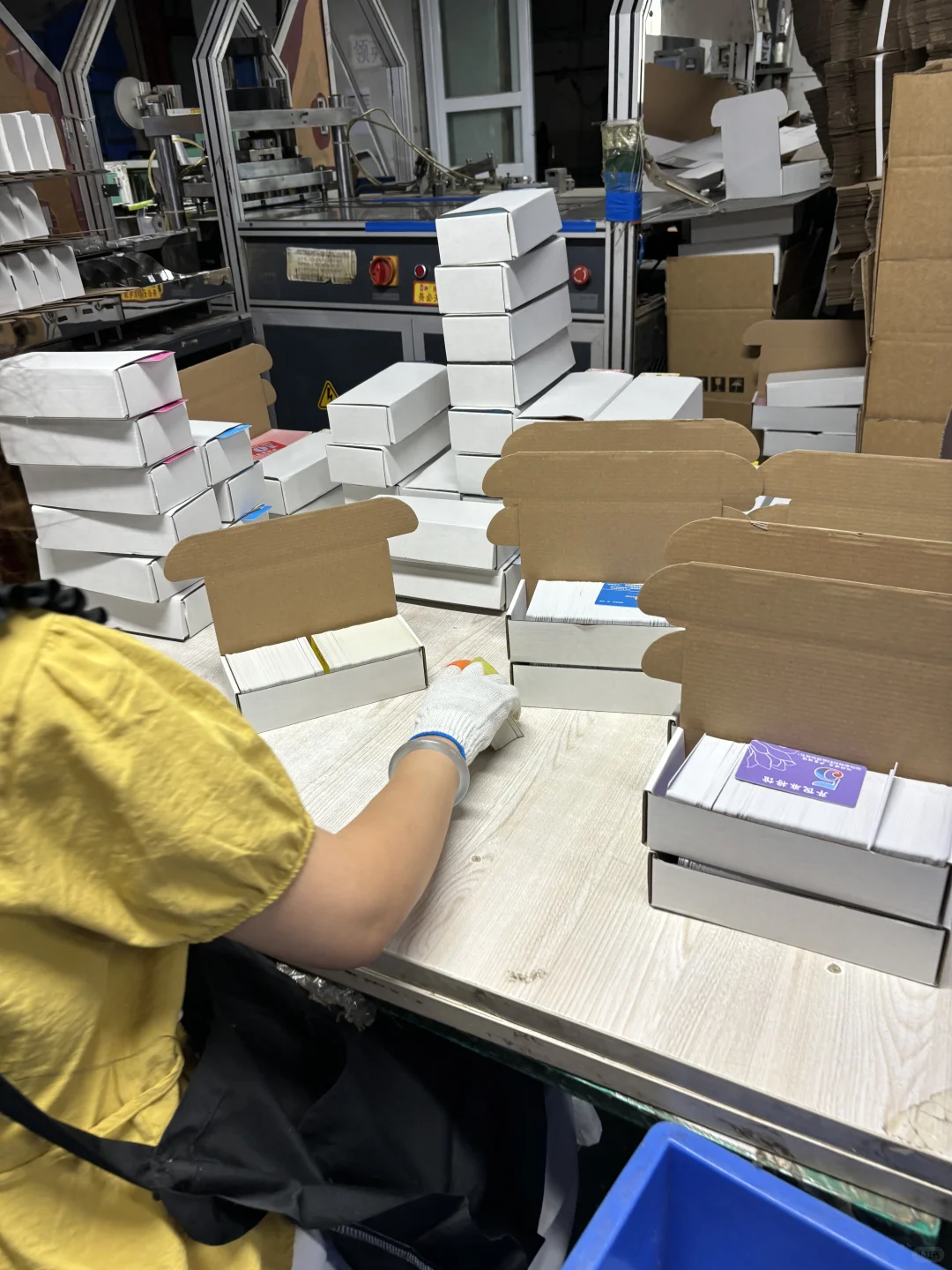 第一视角带大家体验我在车间验卡的一天