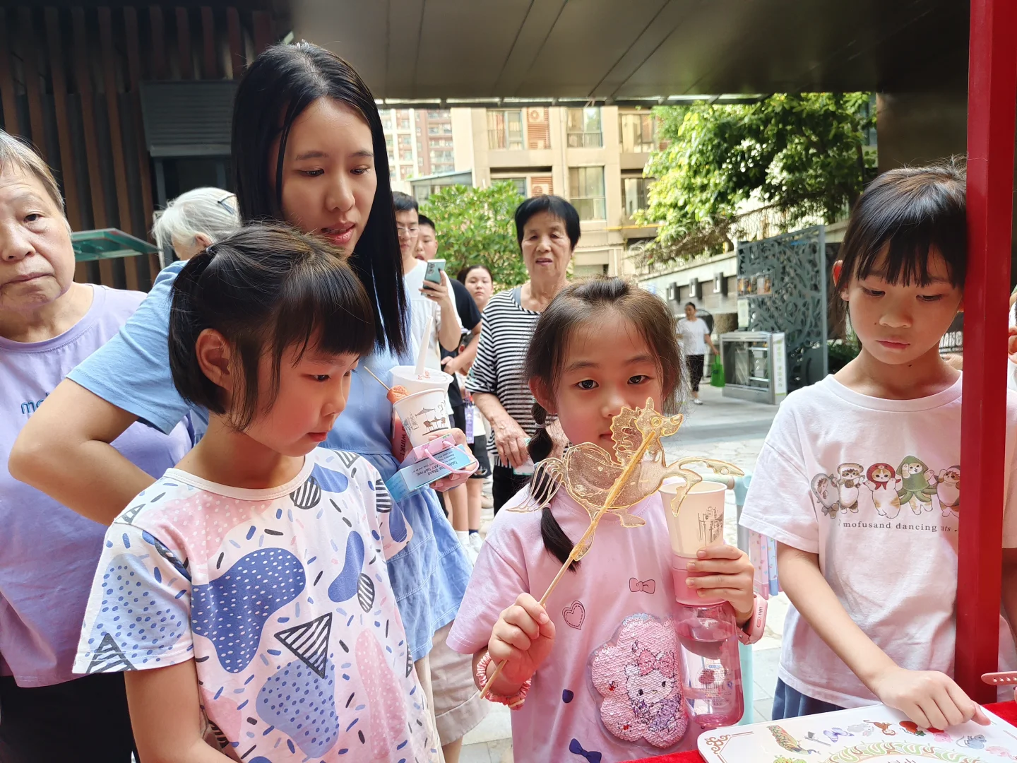 小区惊现非遗糖画师傅！