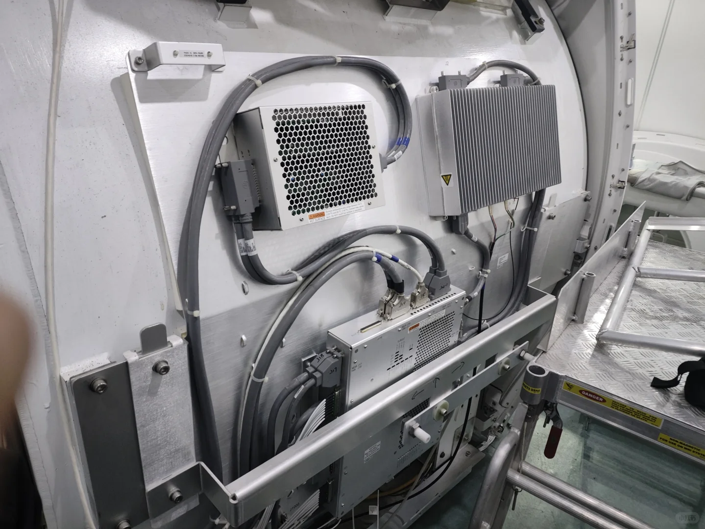 核磁内部拆解移机