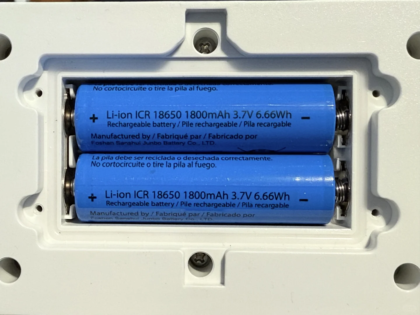 【评测】Costco超高性价比太阳能感应灯?