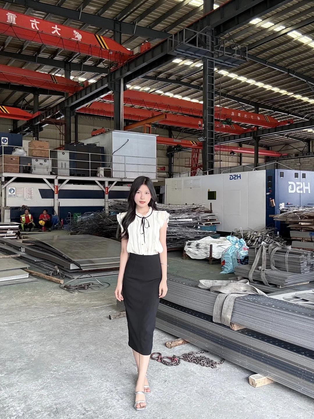 00后女大学生勇闯不锈钢行业