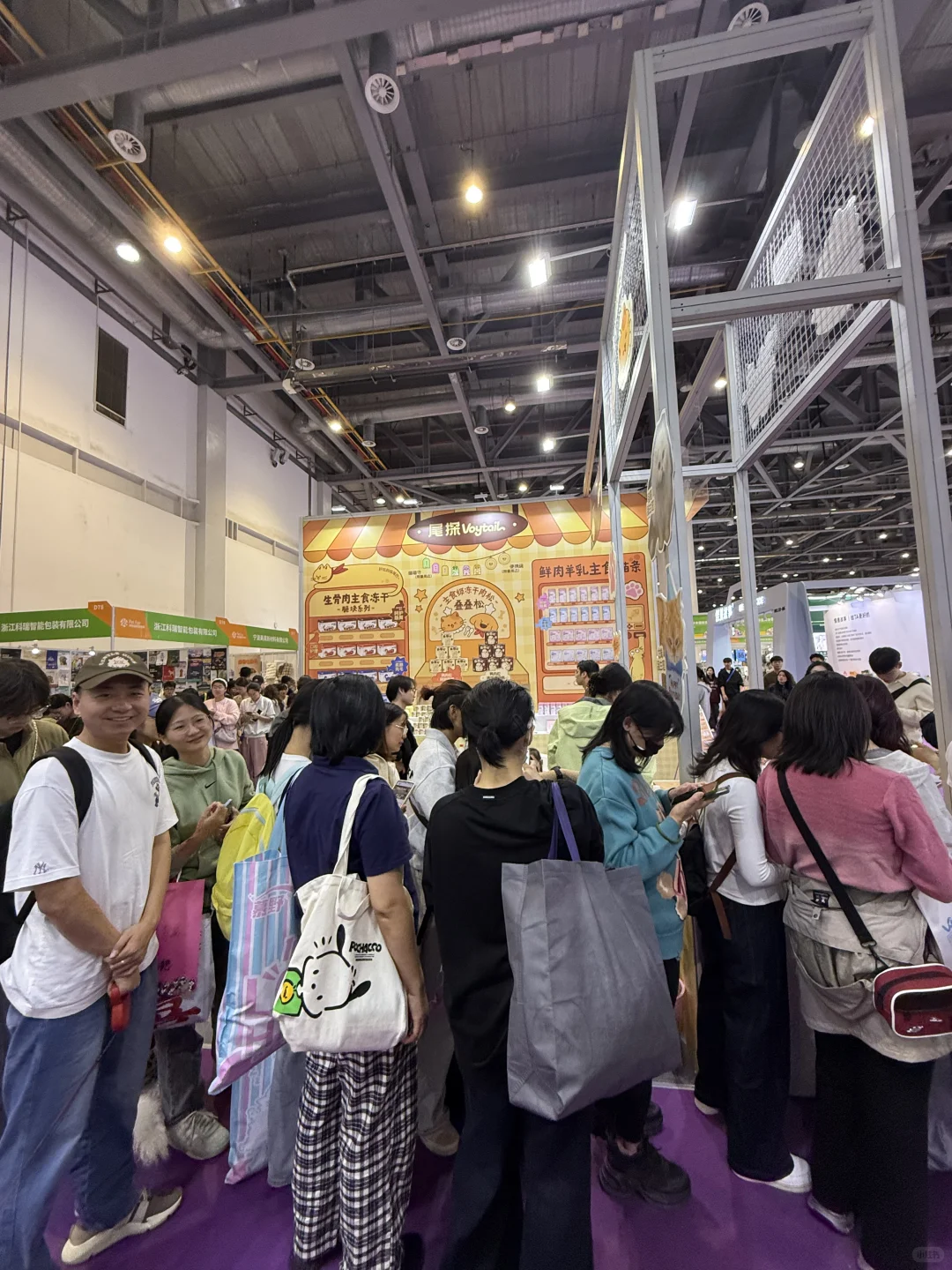 华东宠物展 ｜1D-B4现场太火爆啦！