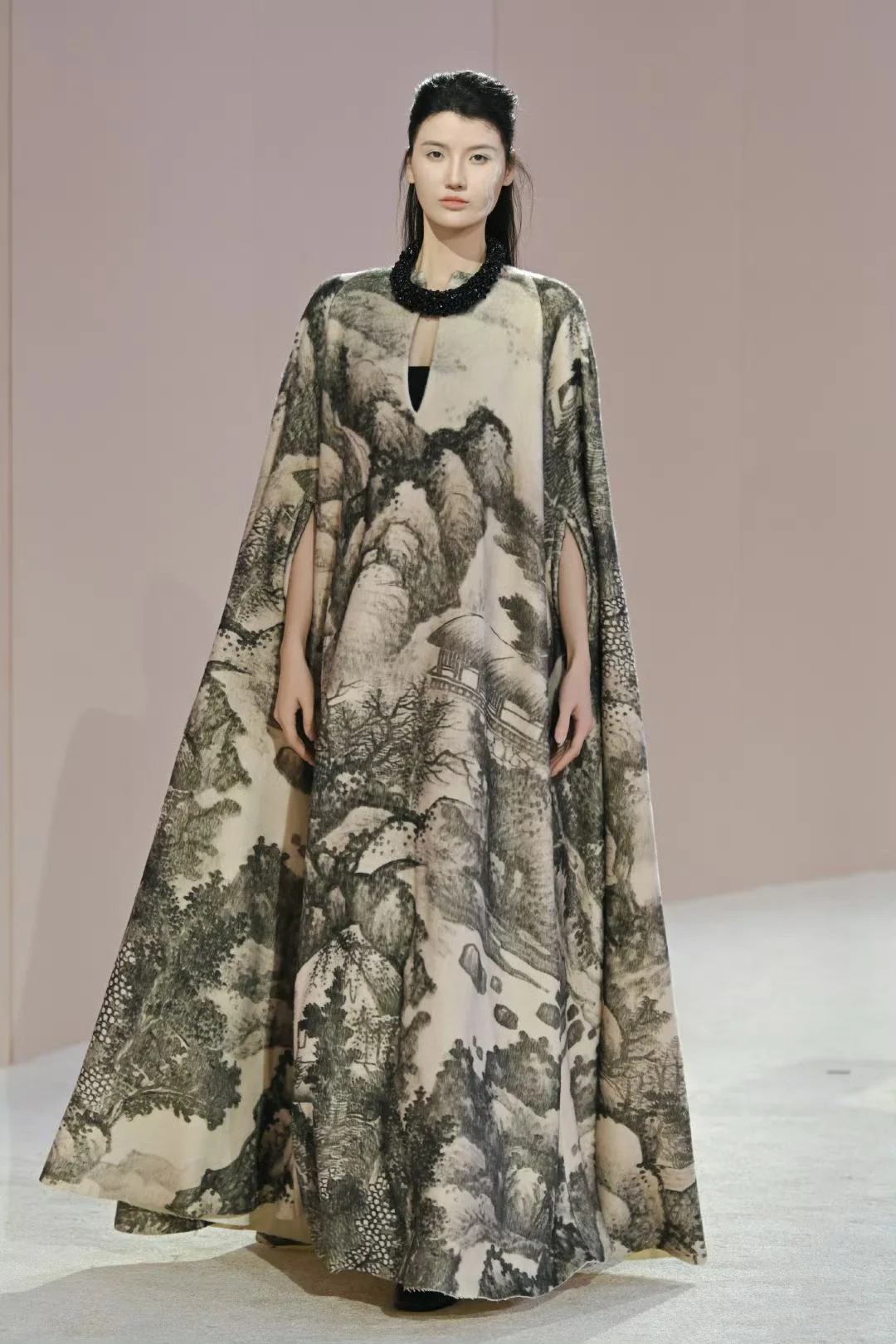 ?快进来一起看秀学穿搭！！