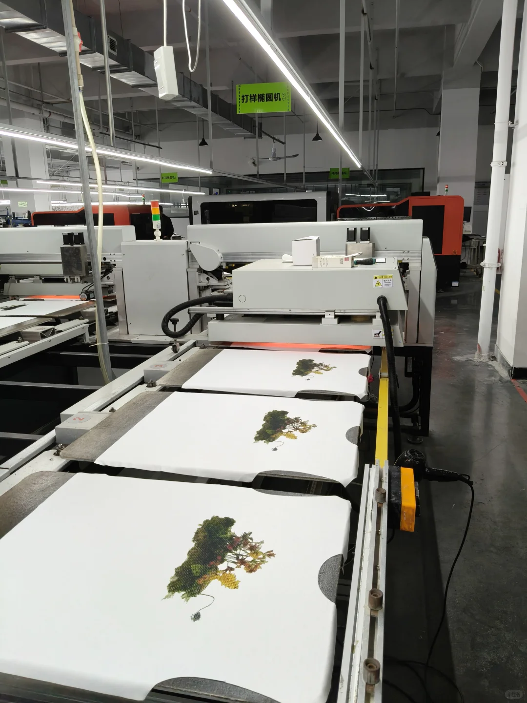 服装印花定制，找对工厂真的省很多事