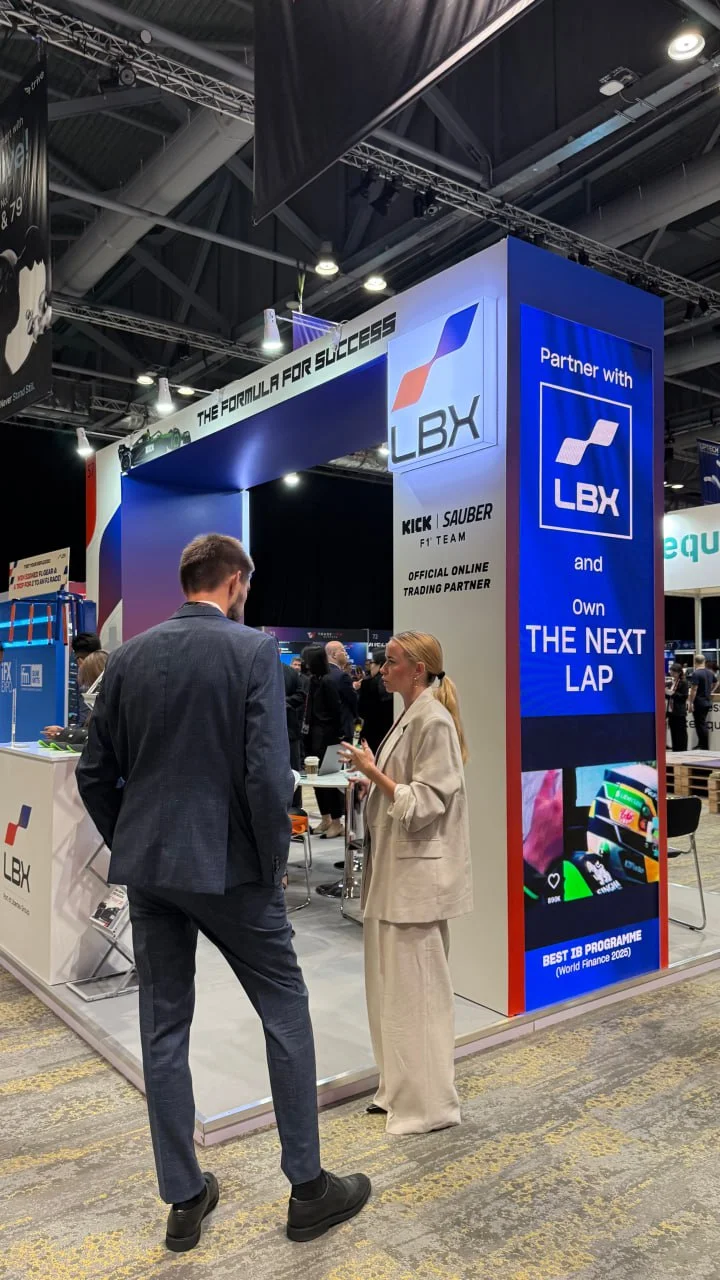 ForexClub在香港的 iFX 亚洲博览会现场