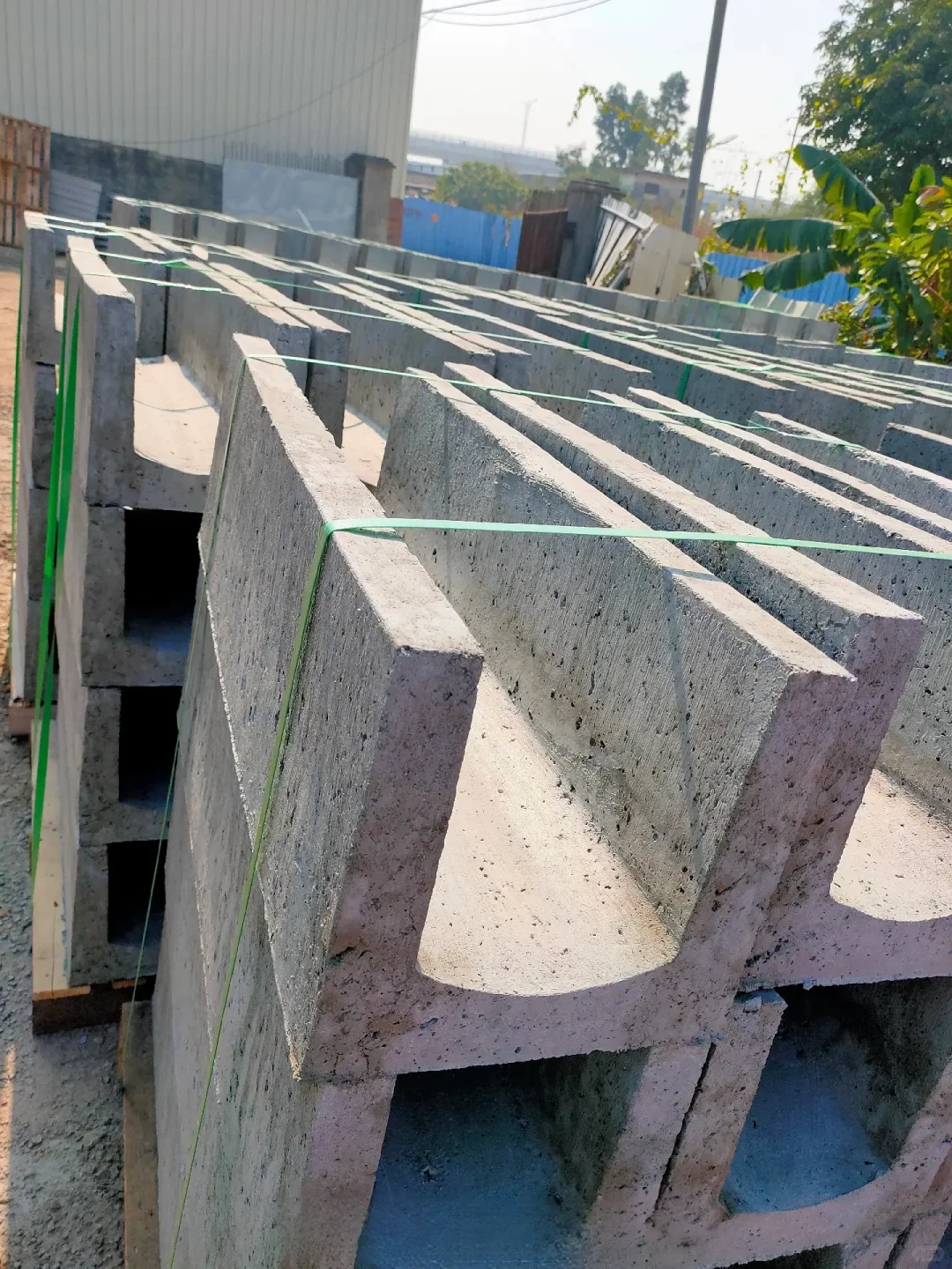 来点不一样的，各型号混凝土预制件