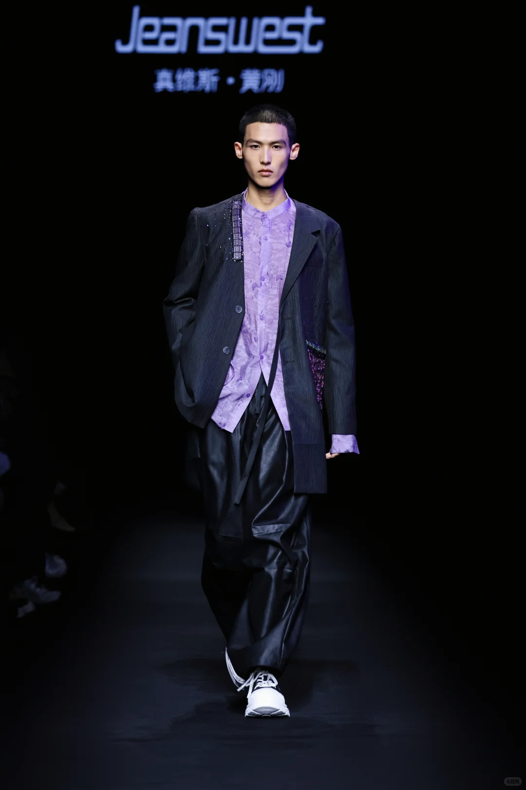 真维斯·黄刚| 中国国际时装周秀场