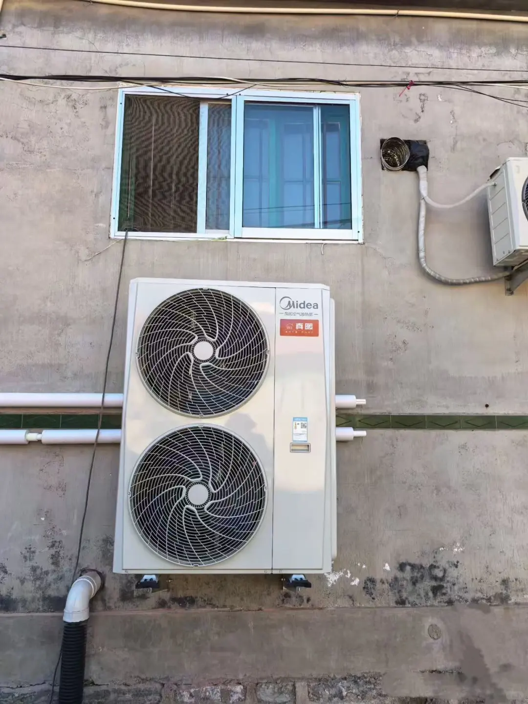 想装一个水地源热泵，真好用?吗？大概多少钱