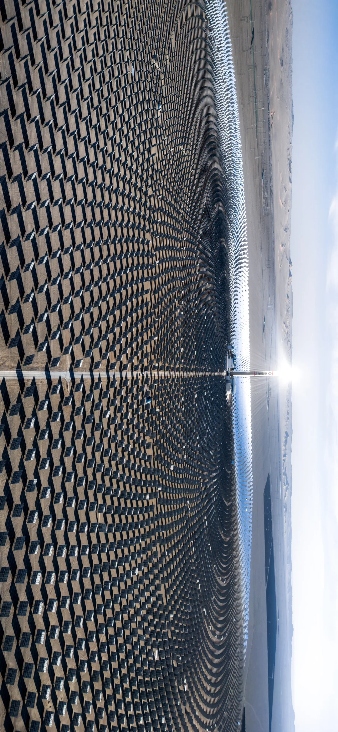 青海敦煌光电厂丨戈壁滩上的能源奇迹