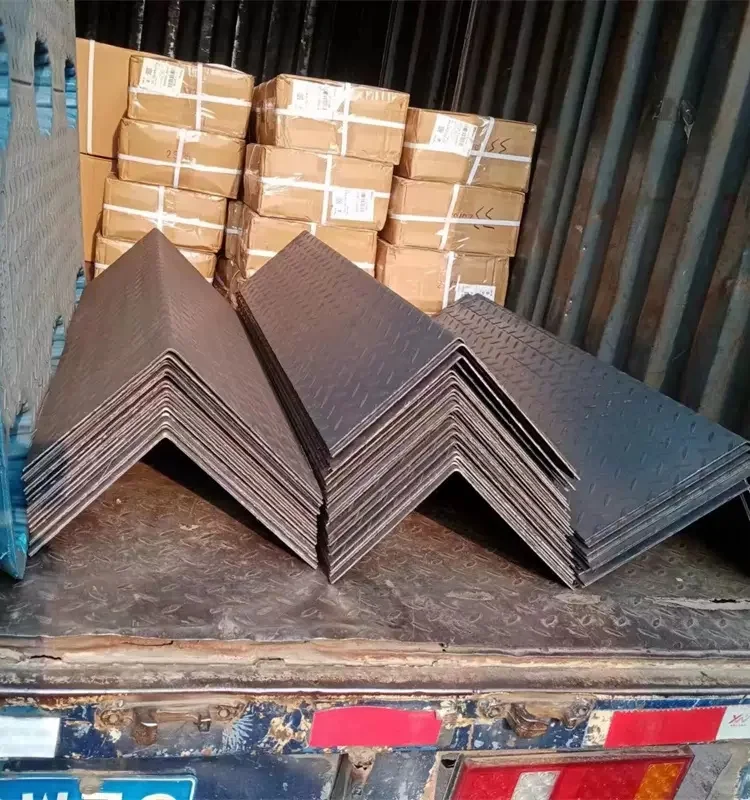 花纹钢板制作成踏步板：为何成工程界的首选