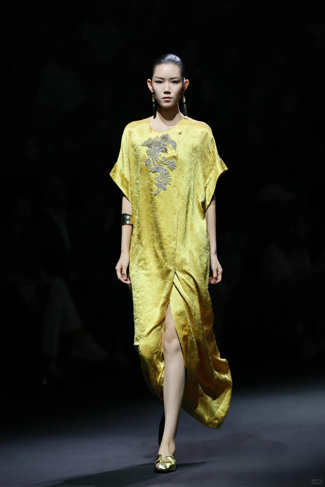 《万龠 × 李潞壹》把东方美学玩出新花样✨