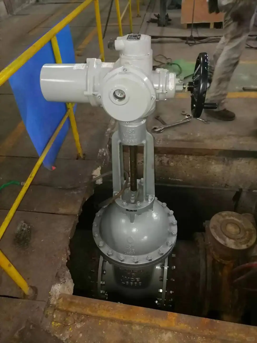 钢铁厂的电动阀门是用哪种呢？