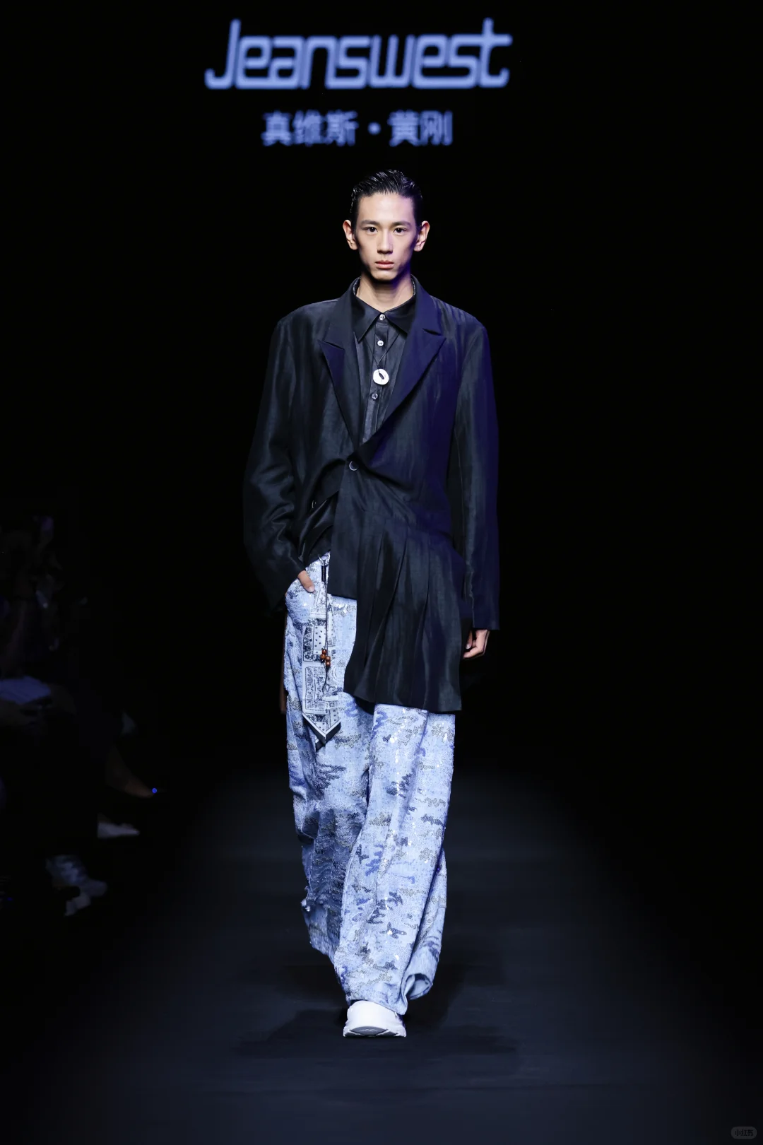 真维斯·黄刚| 中国国际时装周秀场