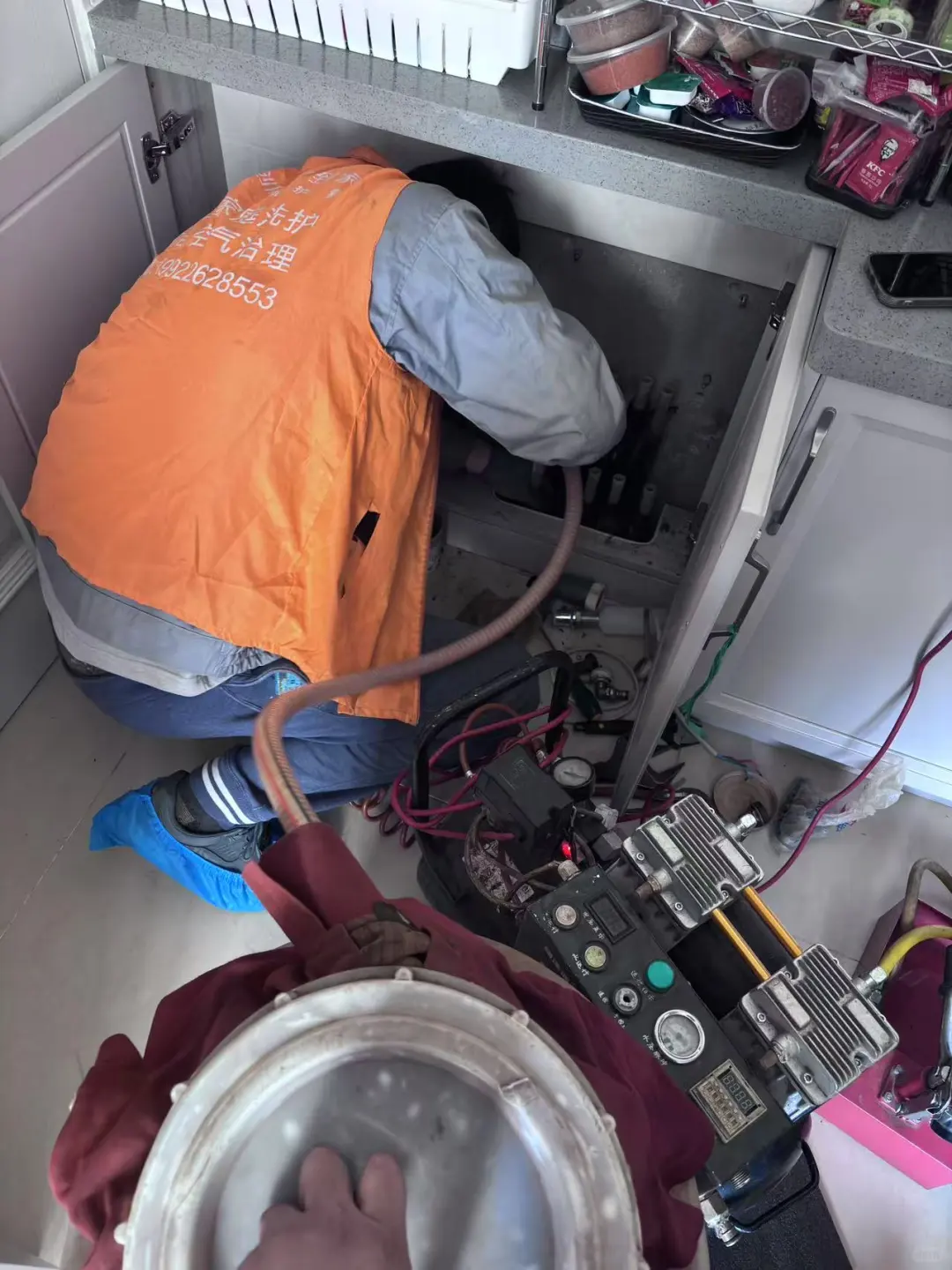 天津本地清洗疏通地暖管，27年企业