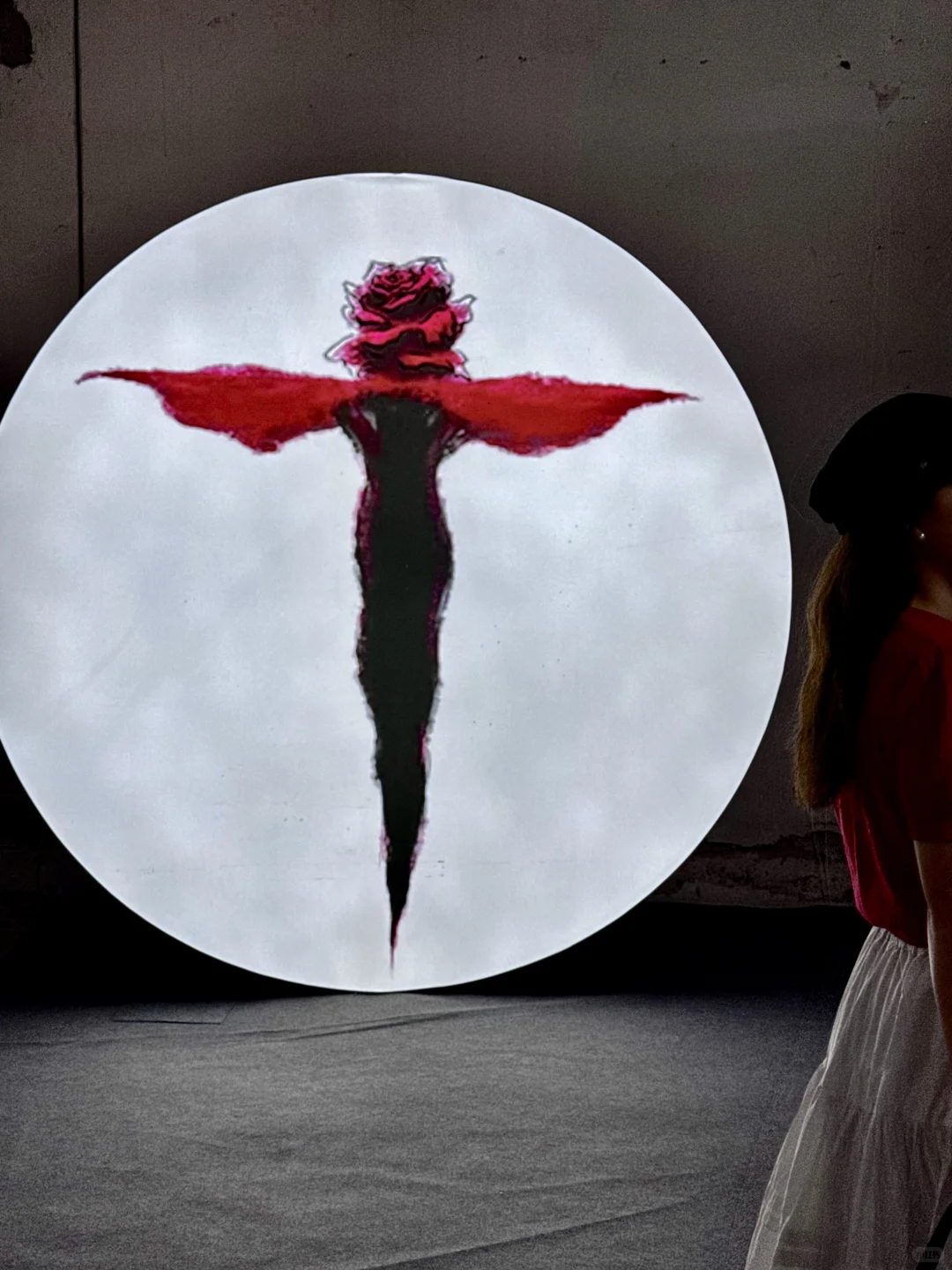 ?我很少用“震撼”形容一场展！