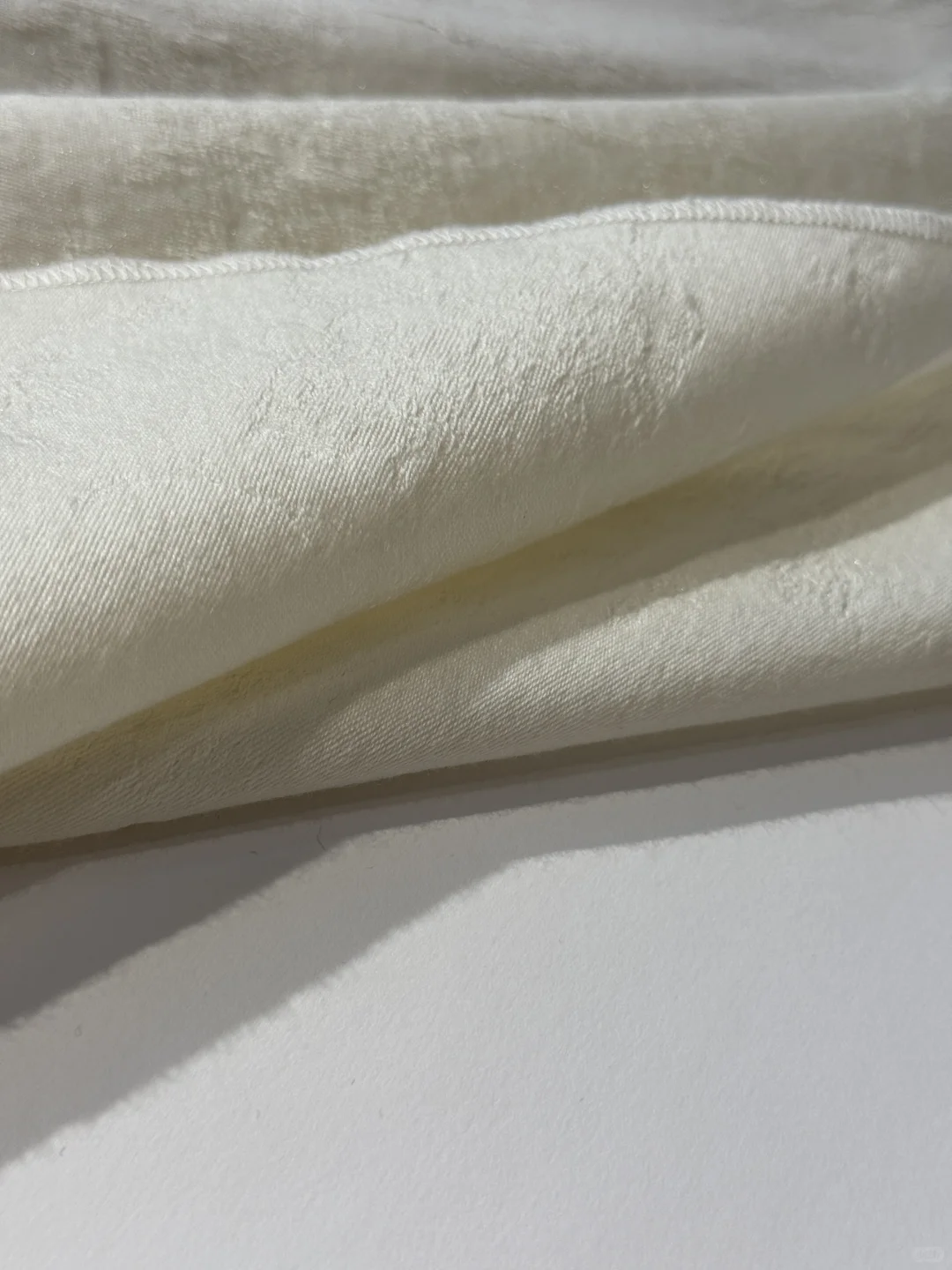 羊毛暗肌理提花,上身就懂什么叫质感天花板