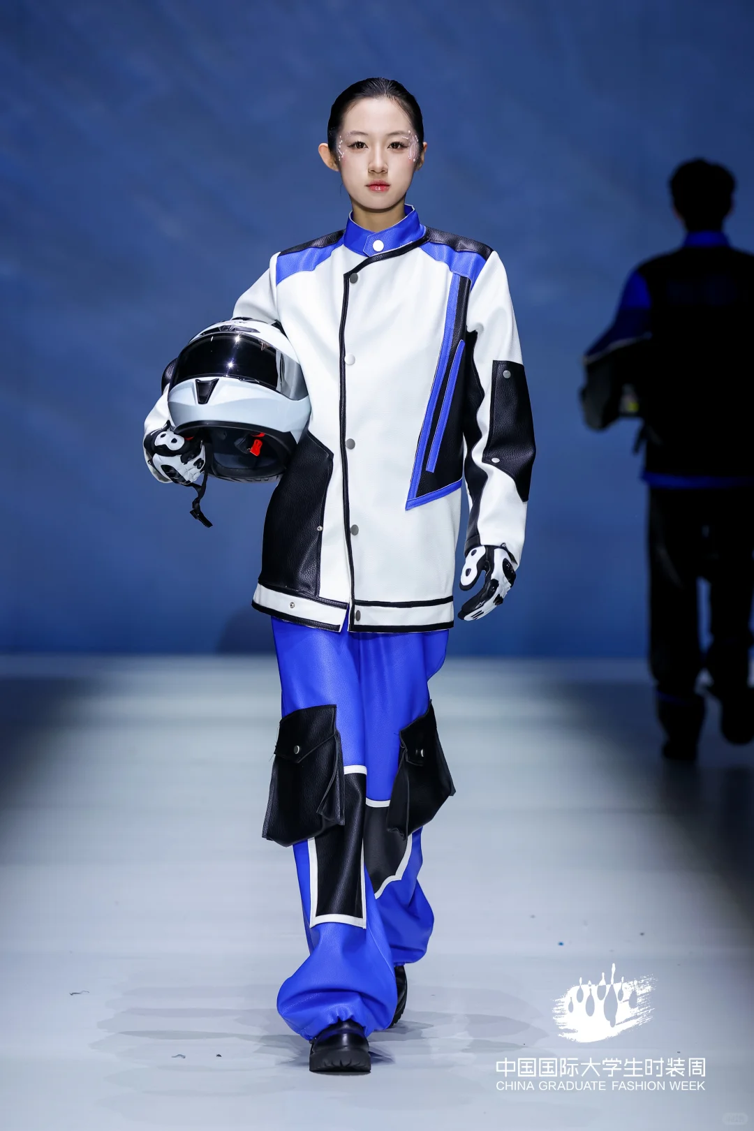 2025CGFW河北科技大学服装与服饰设计毕业秀
