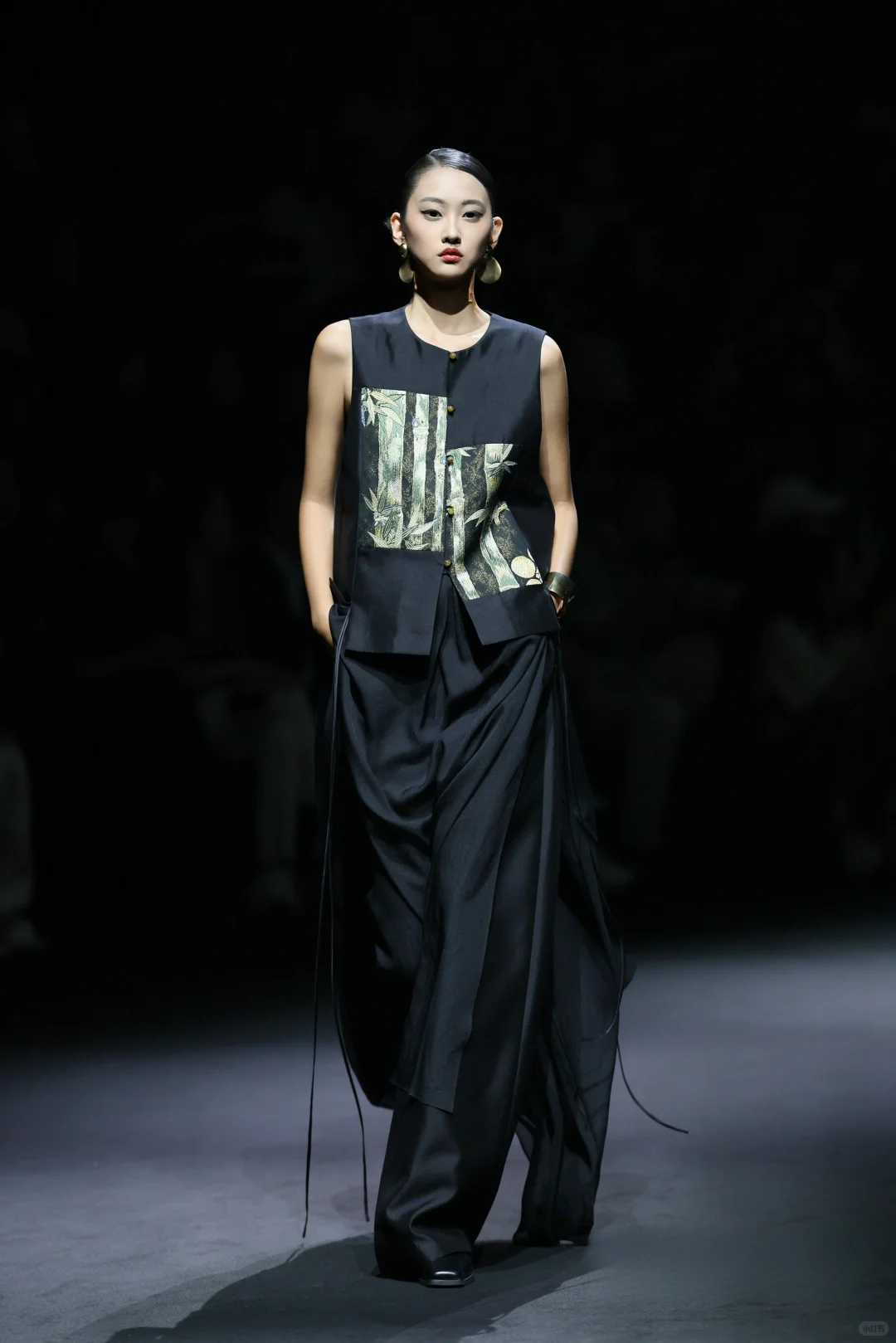 《万龠 × 李潞壹》把东方美学玩出新花样✨