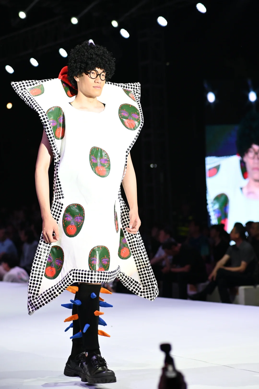 山工艺毕业走秀图集！～