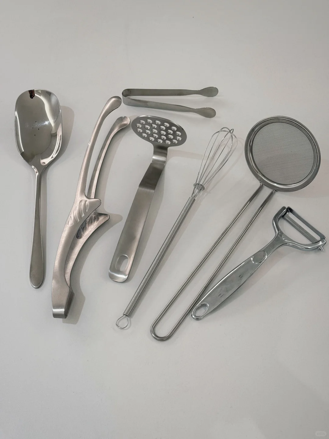 厨房里的小工具都换成不锈钢