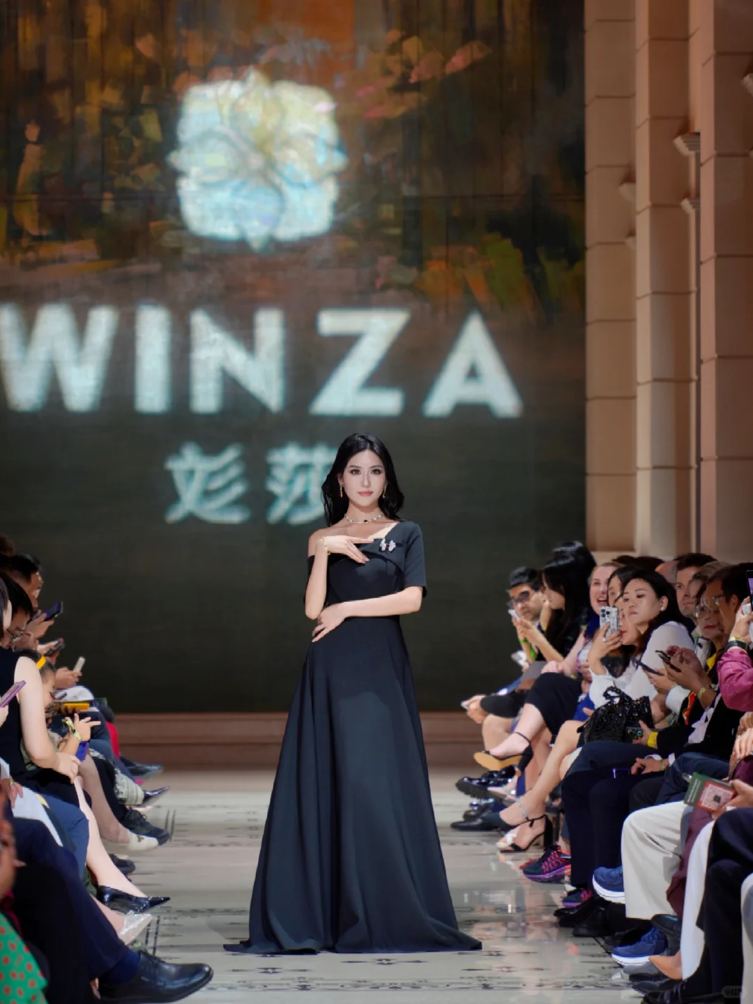 丝路风华·中巴两国高定时装珠宝秀