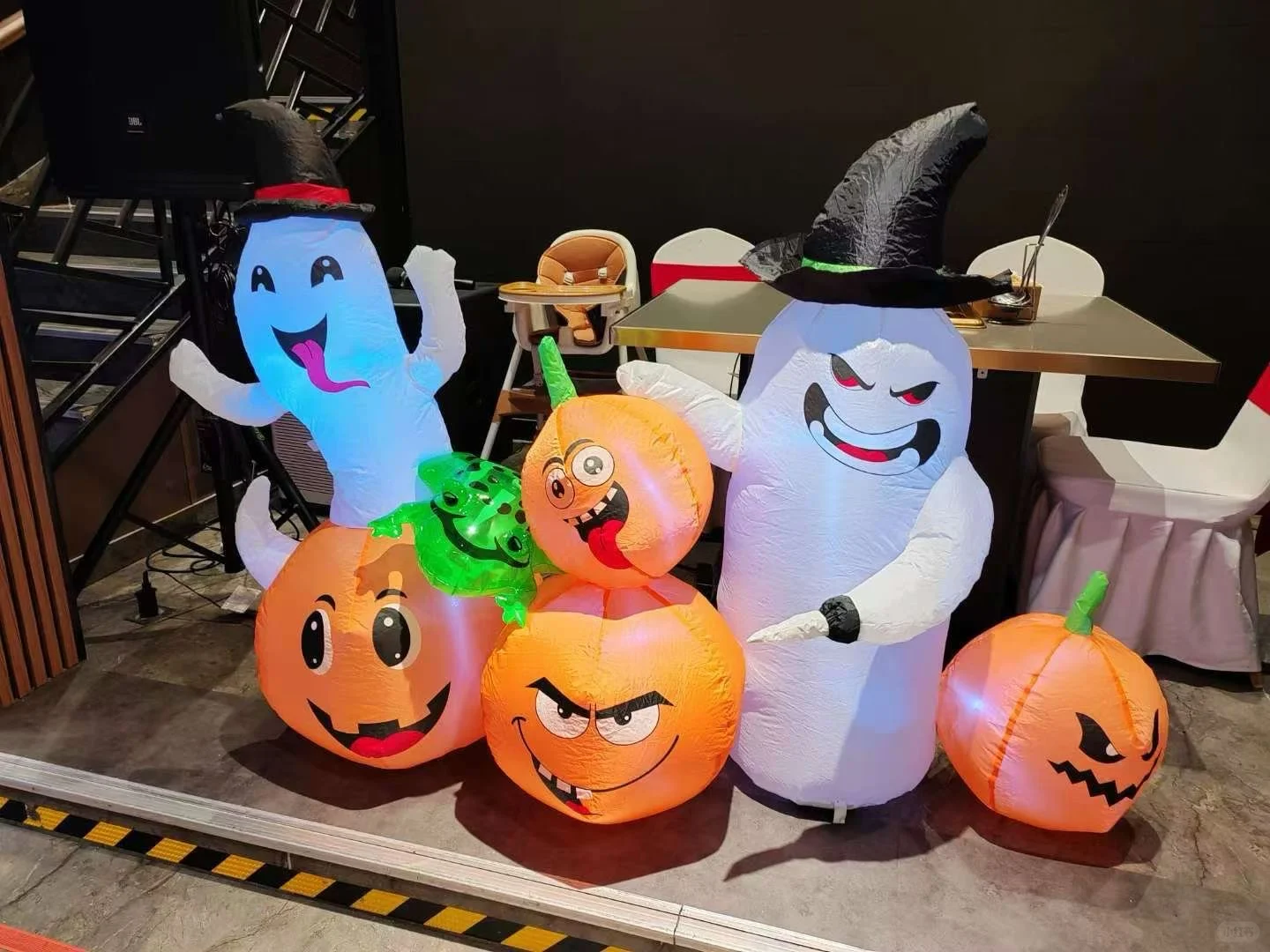 巧手绘糖画,甜蜜传非遗?