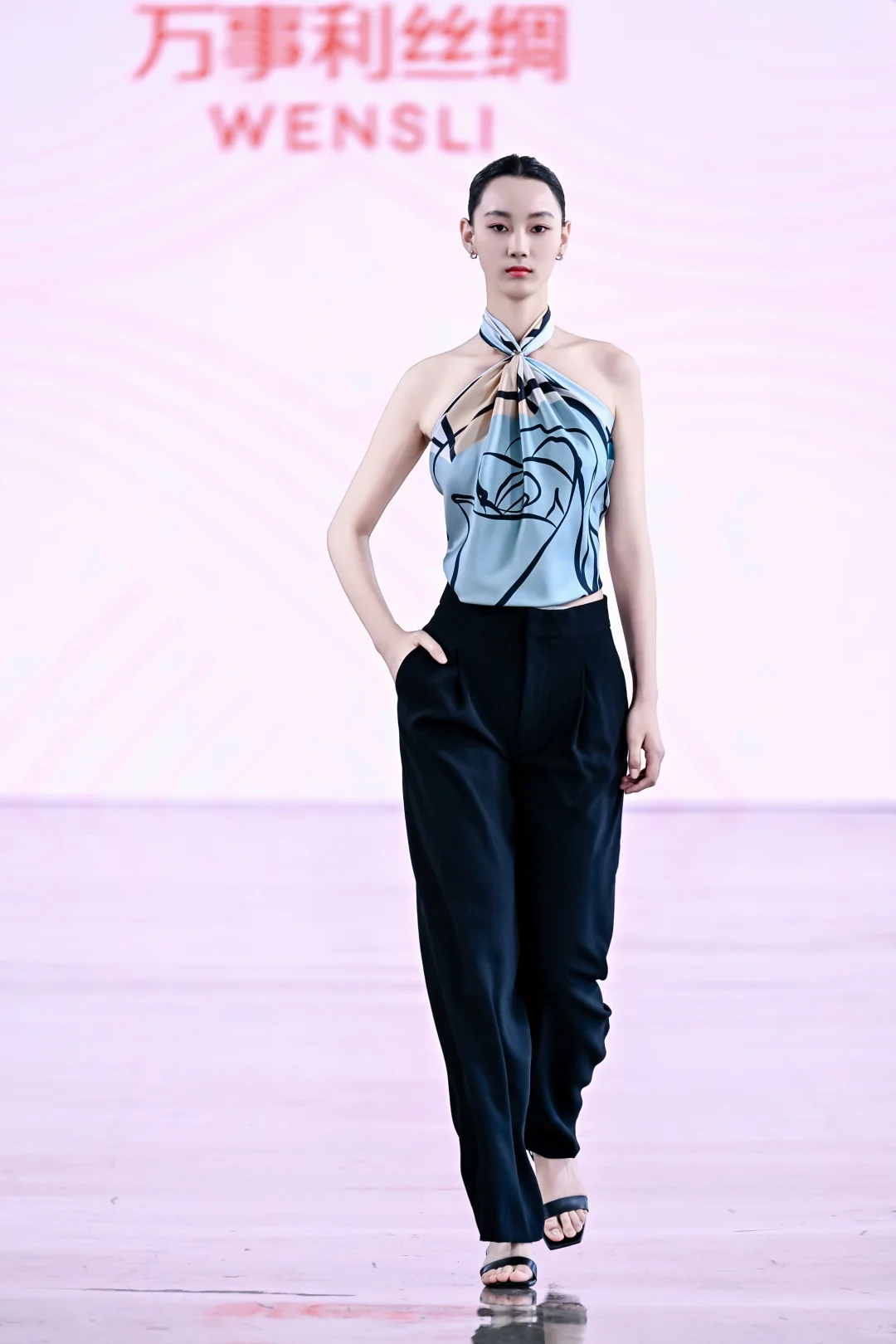 万事利丝绸 | 中国国际时装周秀场