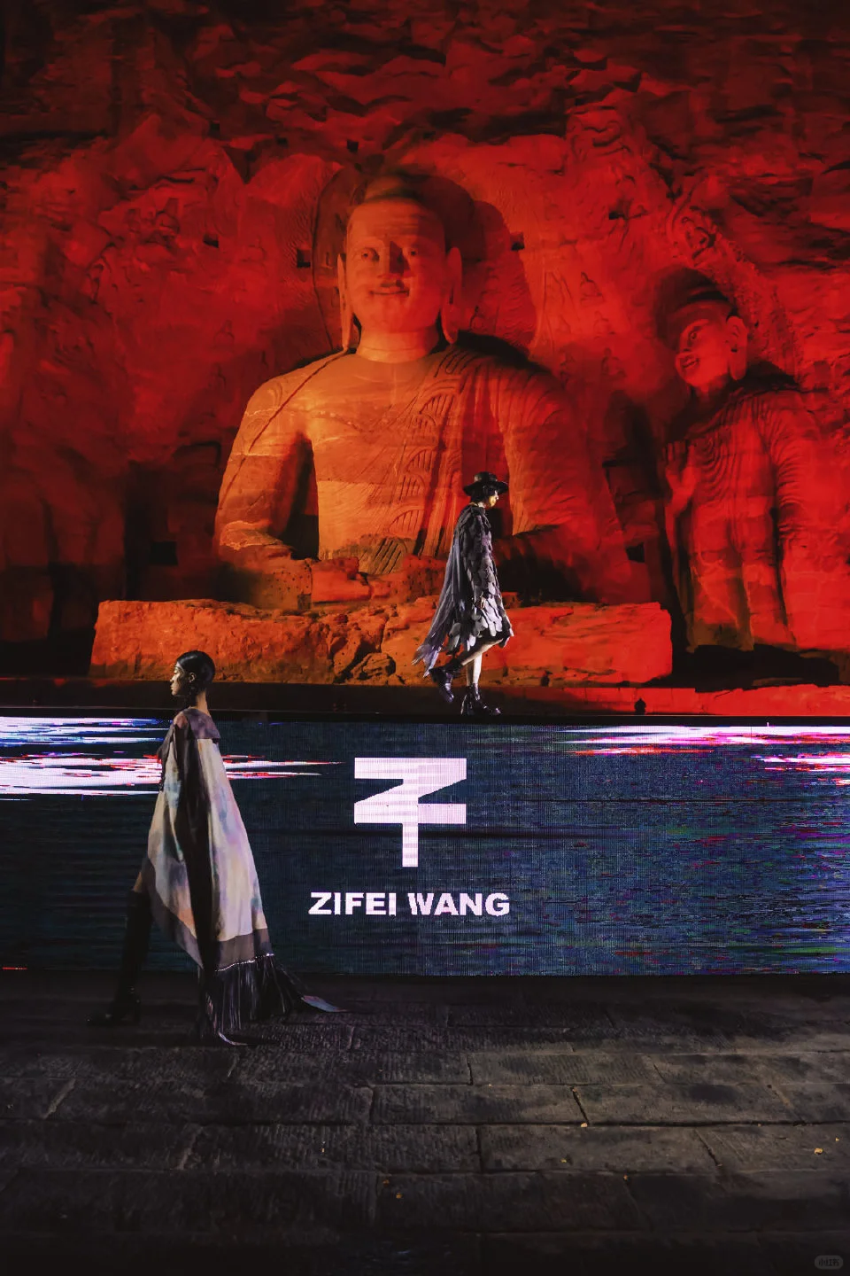 ZIFEI WANG《游牧启示录》云冈时装节精彩上演