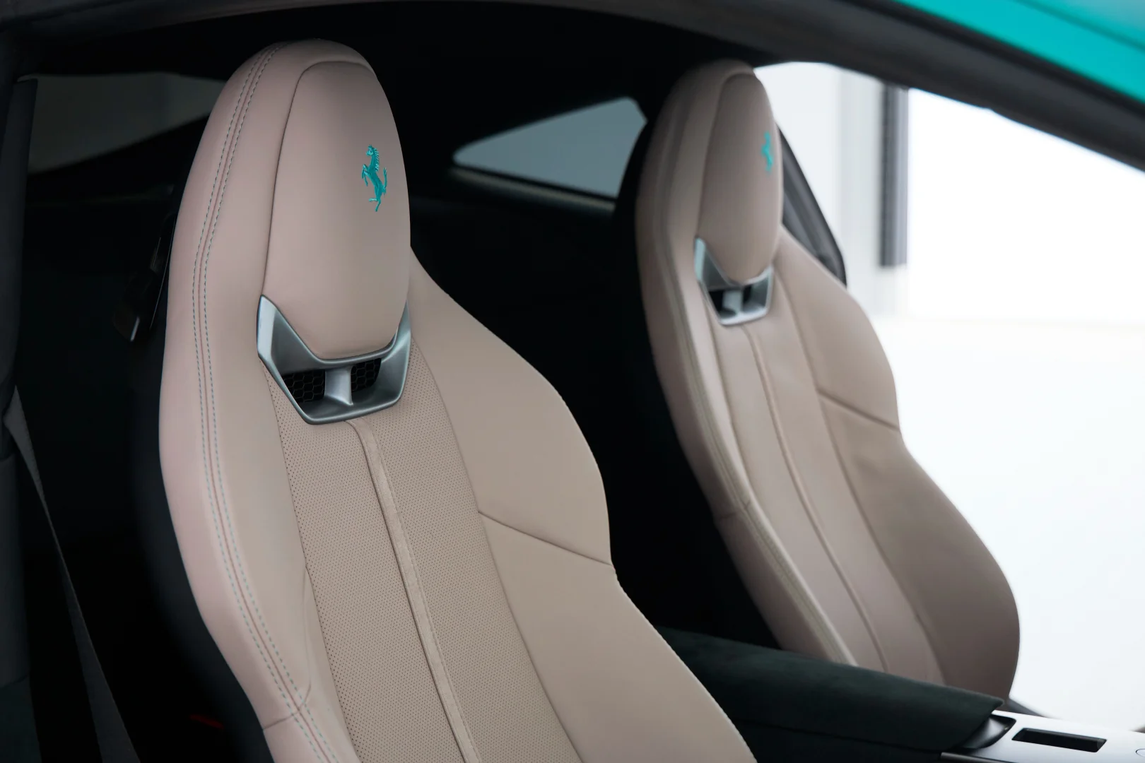 10月31日法拉利Amalfi上海站发布会报名！