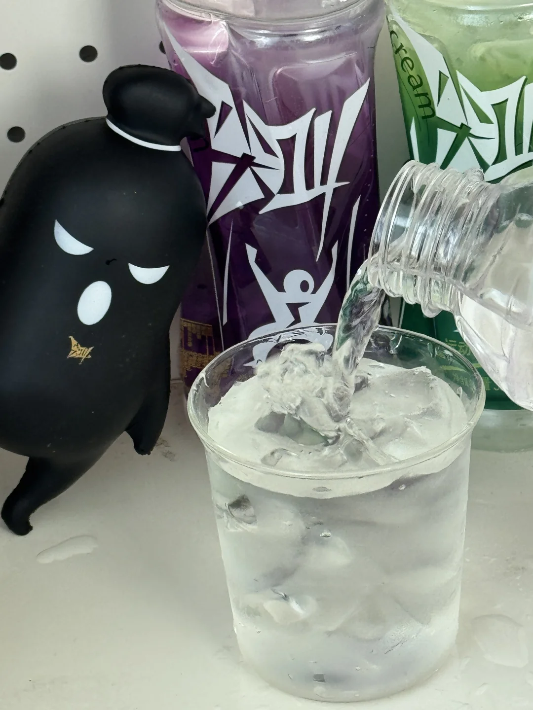 99%人不知道电解质水也有适合晚上喝的...