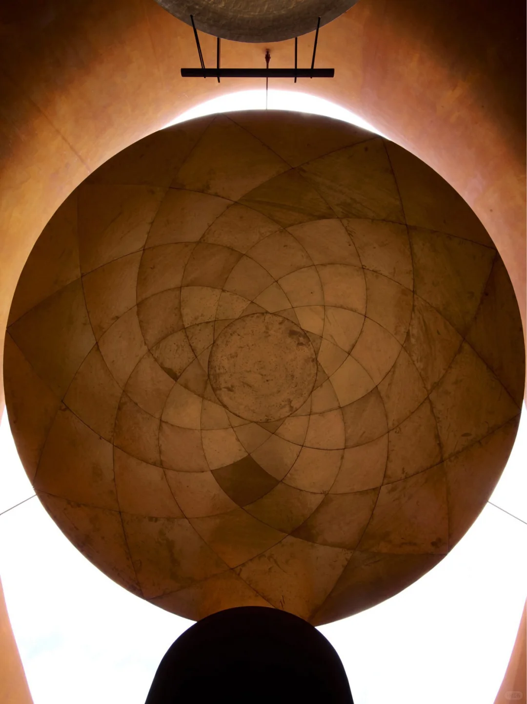 普奖得主多西遗作?在vitra园区编织大地