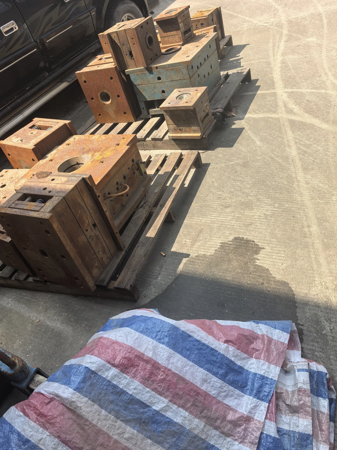 沙井废模具回收 塑胶模具回收 铝模具回收