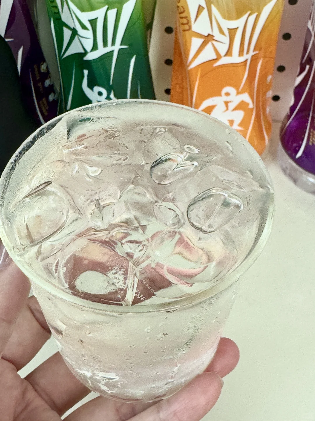 99%人不知道电解质水也有适合晚上喝的...