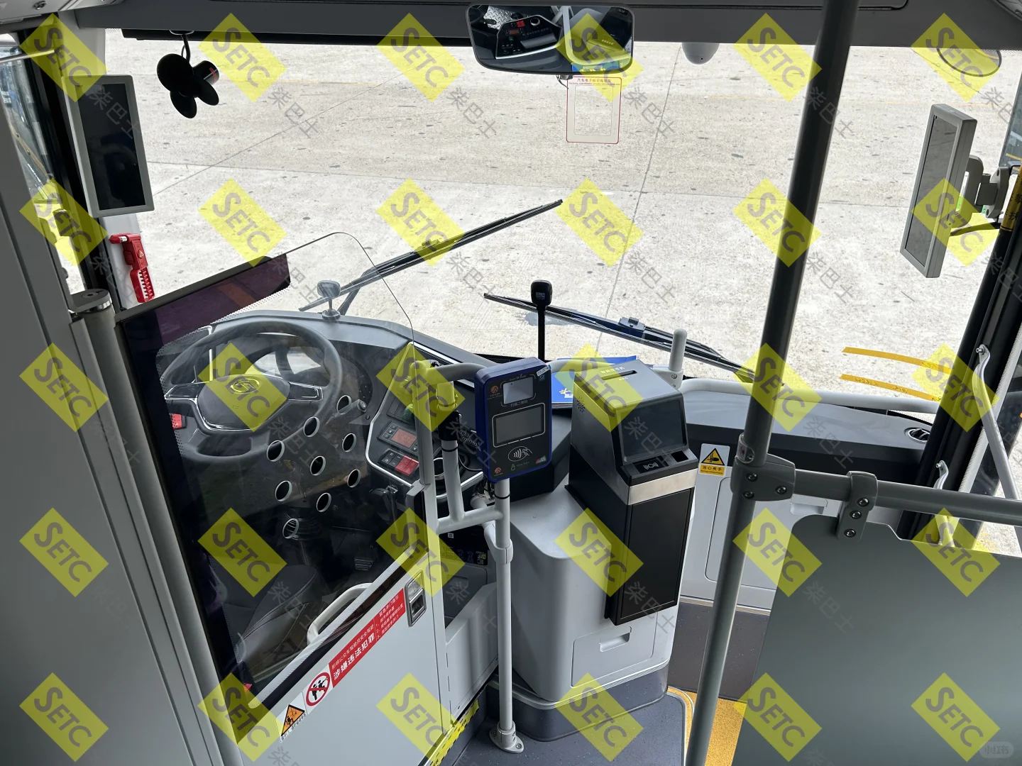 泉州公交 XMQ6815WGBEVL